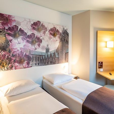 B&B Hotel ฮิลเดสไฮม์ ภายนอก รูปภาพ