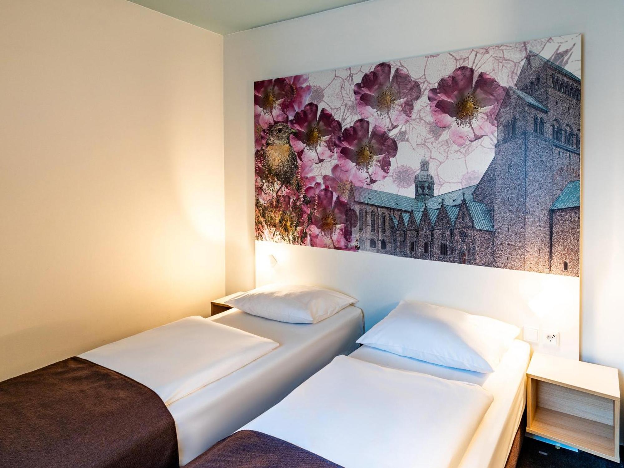 B&B Hotel ฮิลเดสไฮม์ ภายนอก รูปภาพ