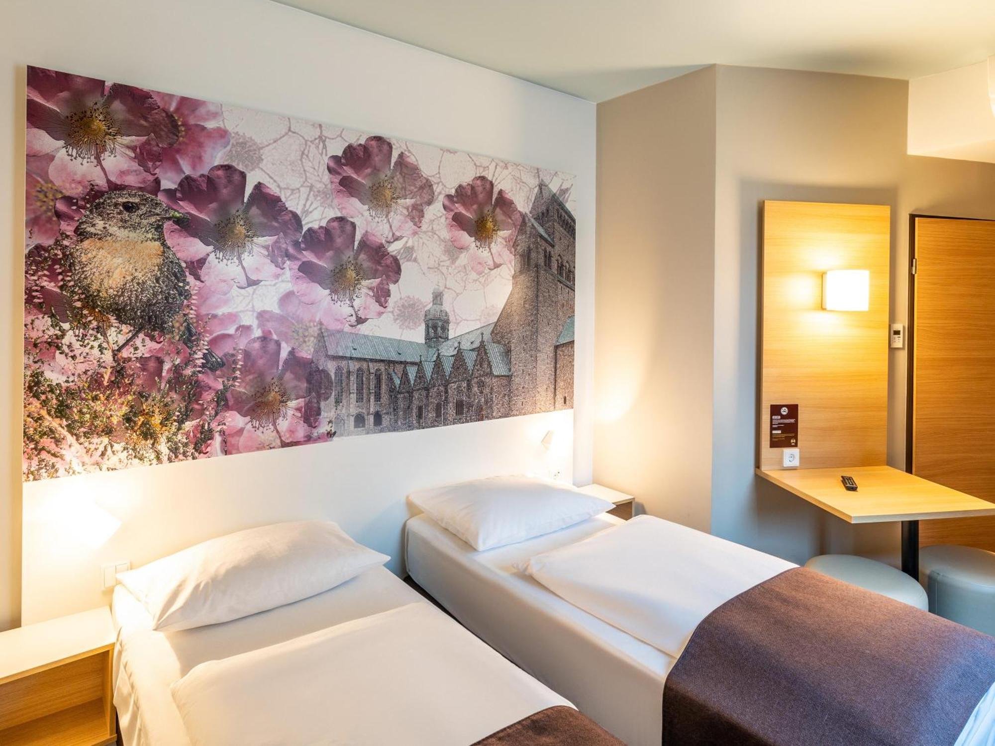 B&B Hotel ฮิลเดสไฮม์ ภายนอก รูปภาพ