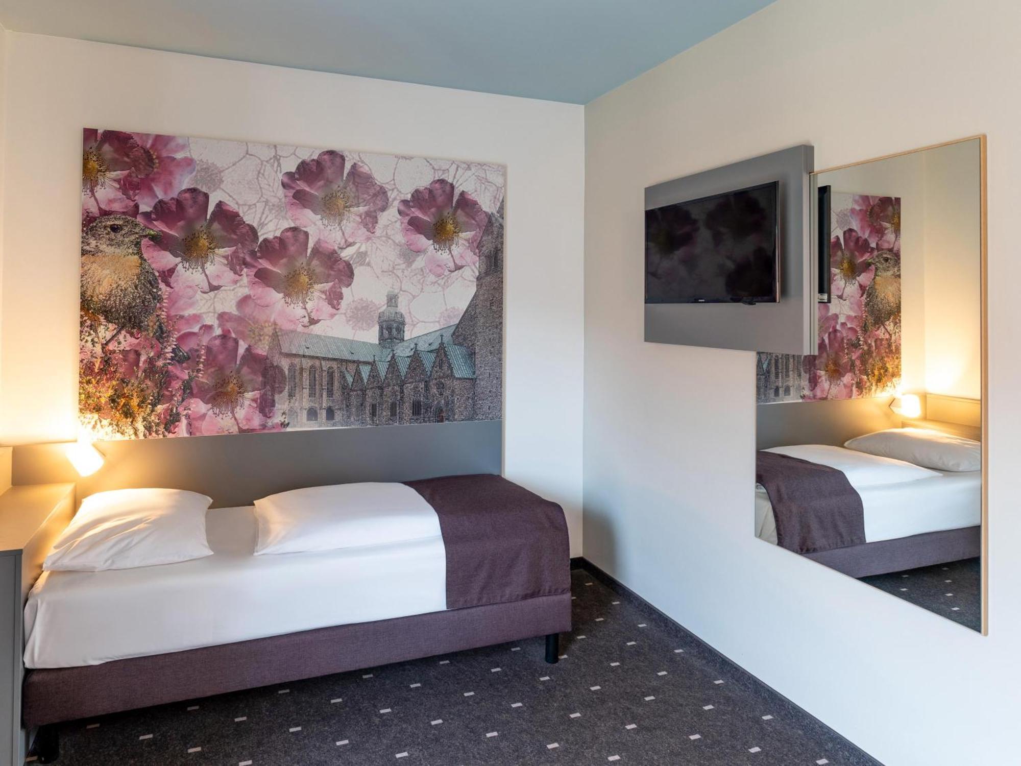 B&B Hotel ฮิลเดสไฮม์ ภายนอก รูปภาพ