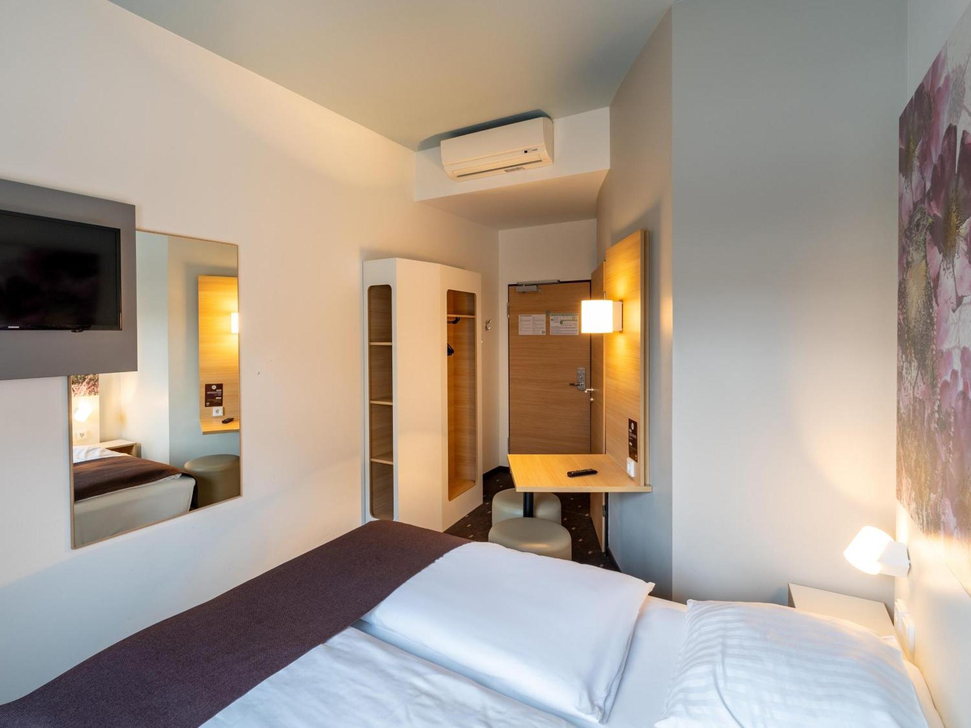 B&B Hotel ฮิลเดสไฮม์ ภายนอก รูปภาพ